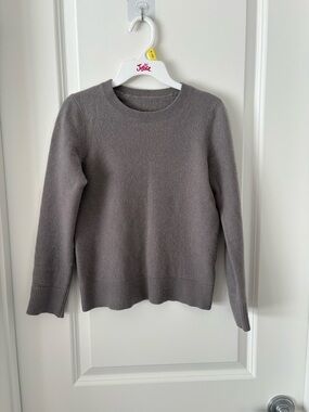 Grey 100% Cashmere Sweater – Size S